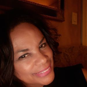 Meet your Posher, Magaly